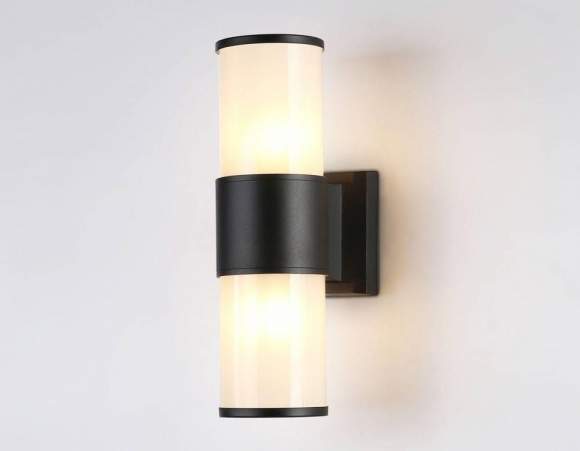 Уличный настенный светильник Ambrella light Street ST2455 Уличный настенный светильник Ambrella light Street ST2455