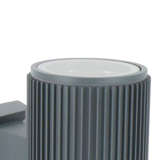 Уличный настенный светильник Favourite Pola с лампочкой 2859-1W+Lamps E27 P45 Уличный настенный светильник Favourite Pola с лампочкой 2859-1W+Lamps E27 P45