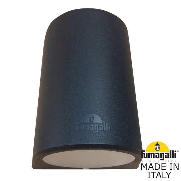 2A6.000.000.AXD2L Уличный настенный светильник Fumagalli Marta