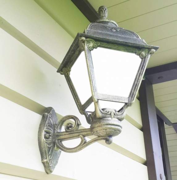 Светильник уличный настенный Fumagalli BISSO/CEFA U23.131.000.BYF1R