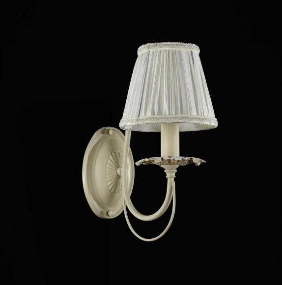 Настенное бра Maytoni Olivia ARM326-01-W