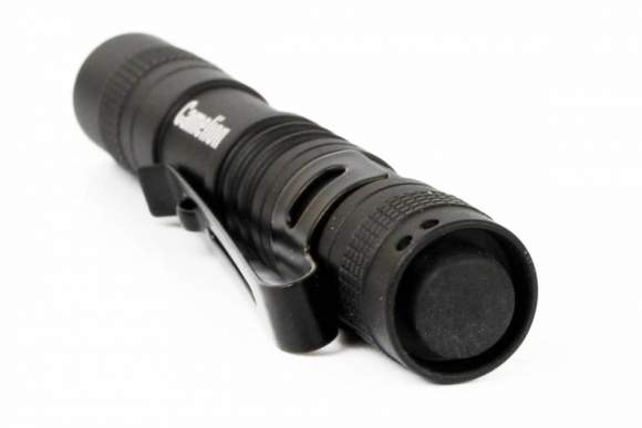 Ручной светодиодный фонарь на батарейках. Дистанция освещения 150 м. 3 режима работы. Camelion LED51516 (12916) Ручной светодиодный фонарь на батарейках. Дистанция освещения 150 м. 3 режима работы. Camelion LED51516 (12916)