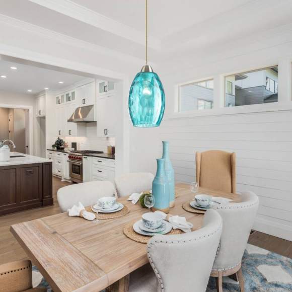 Подвесной светильник с лампочкой Lumion Sapphire 4490/1+Lamps Е27 Свеча