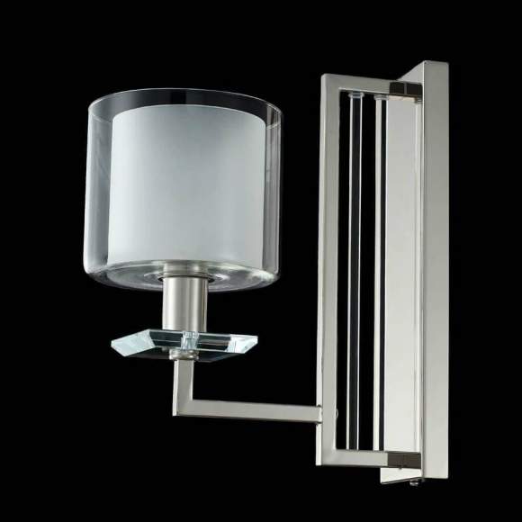 Бра Crystal Lux с лампочкой NICOLAS AP1 NICKEL/WHITE+Lamps E14 P45 Бра Crystal Lux с лампочкой NICOLAS AP1 NICKEL/WHITE+Lamps E14 P45
