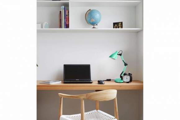 Настольный светильник Camelion KD-331 C16