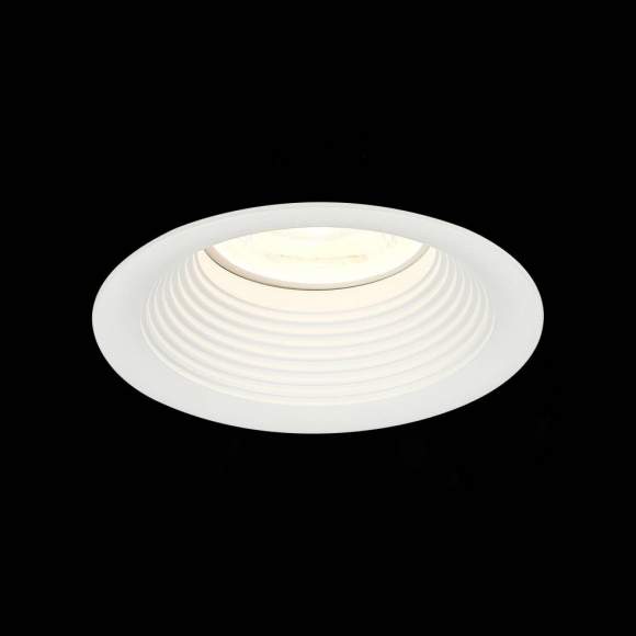 Встраиваемый точечный светильник ST-Luce ST202.508.01