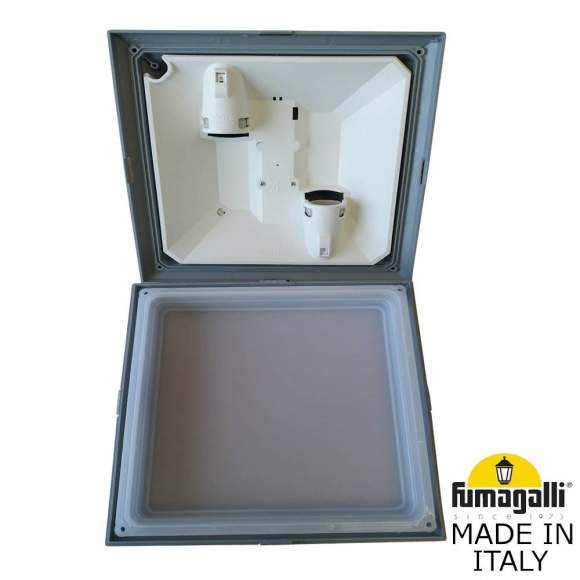4P2.000.000.LYE28 Уличный настенный светильник Fumagalli Guizeppe