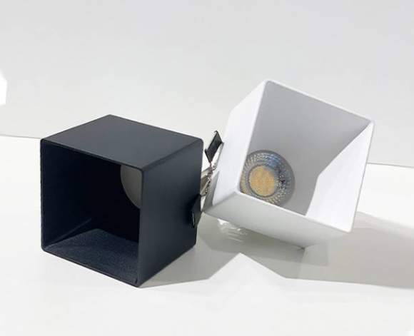 Встраиваемый светильник Italline DL 3024 white Встраиваемый светильник Italline DL 3024 white