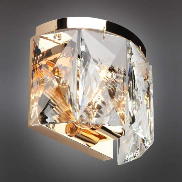 Настенный светильник Omnilux Volpedo OML-72901-02 Настенный светильник Omnilux Volpedo OML-72901-02