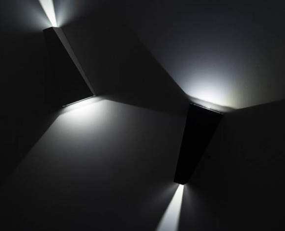 Уличный настенный светильник Italline IT01-A807 black