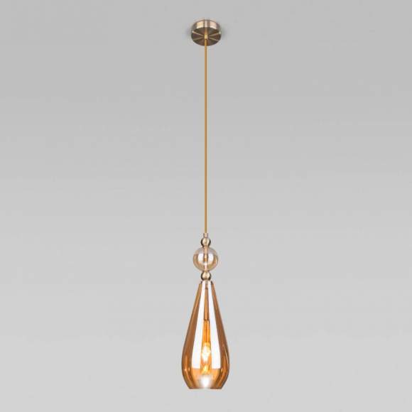 Подвесной светильник Eurosvet Ilario 50202/1 янтарный (a051706) Подвесной светильник Eurosvet Ilario 50202/1 янтарный (a051706)
