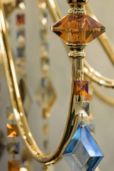 MERCEDES SP6 GOLD/COLOR Люстра подвесная Crystal Lux MERCEDES MERCEDES SP6 GOLD/COLOR Люстра подвесная Crystal Lux MERCEDES