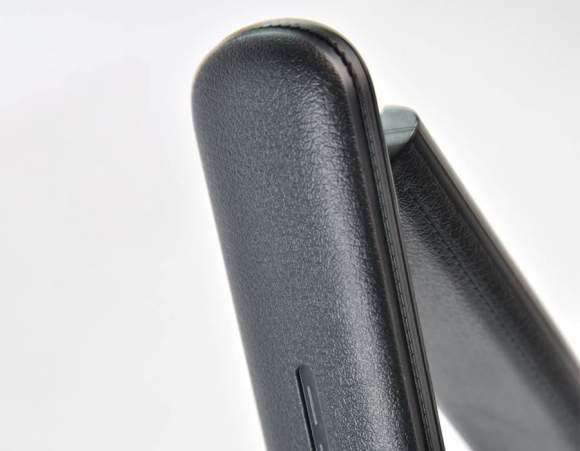 Светодиодная настольная лампа с беспроводной зарядкой Ambrella light Desk DE521 Светодиодная настольная лампа с беспроводной зарядкой Ambrella light Desk DE521