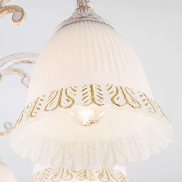 Потолочная люстра Eurosvet Campina 60107/8 белый с золотом Потолочная люстра Eurosvet Campina 60107/8 белый с золотом