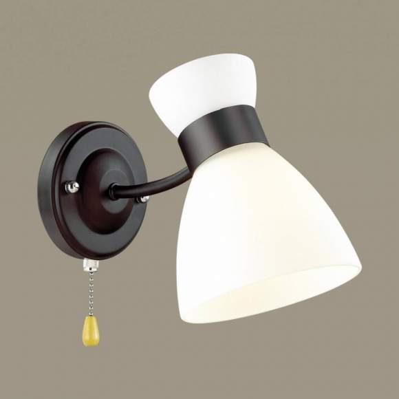 Бра с лампочкой Lumion Wilma 4534/1W+Lamps E27 P45 Бра с лампочкой Lumion Wilma 4534/1W+Lamps E27 P45
