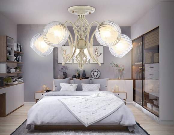 Потолочная люстра Ambrella light Traditional TR3066