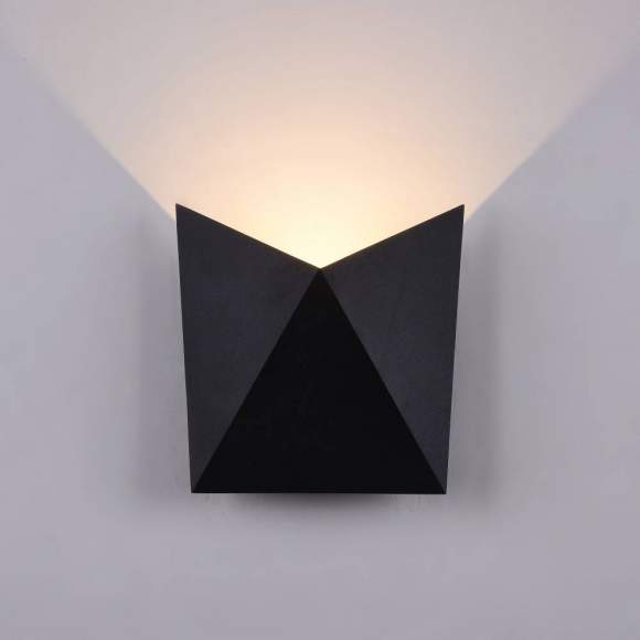 O802WL-L7B Настенный уличный светильник Maytoni Beekman