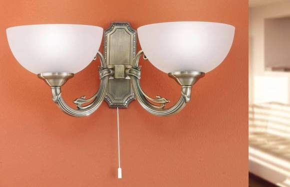 82752 Настенный светильник Eglo Savoy