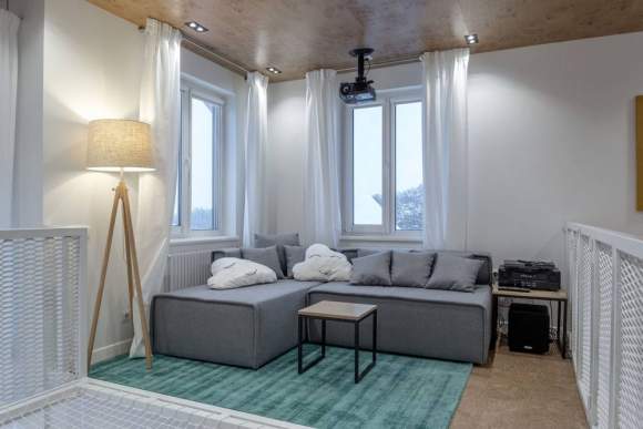 Торшер на треноге Maytoni Calvin Z177-FL-01-BR Торшер на треноге Maytoni Calvin Z177-FL-01-BR