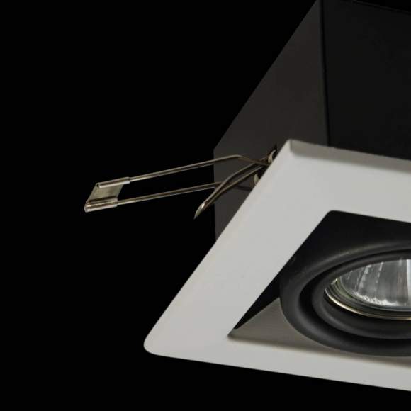 DL008-2-01-W Встраиваемый светильник Maytoni Metal