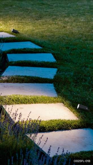 Ландшафтный светильник Maytoni Scope O025FL-01B Ландшафтный светильник Maytoni Scope O025FL-01B